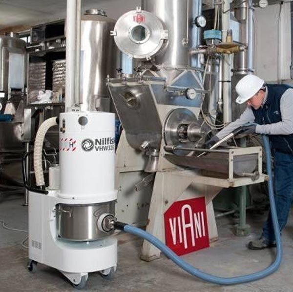 P13729-C0_I1 جاروبرقی صنعتی مدل VHW320 نیلفیسک - تصویر 1