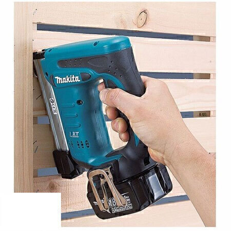 P3149-C0_I1 منگنه کوب شارژی مدل DST221Z ماکیتا - تصویر 1