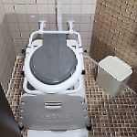 توالت فرنگی آسانا مدل تاشو دیواری با قیف - تصویر 6