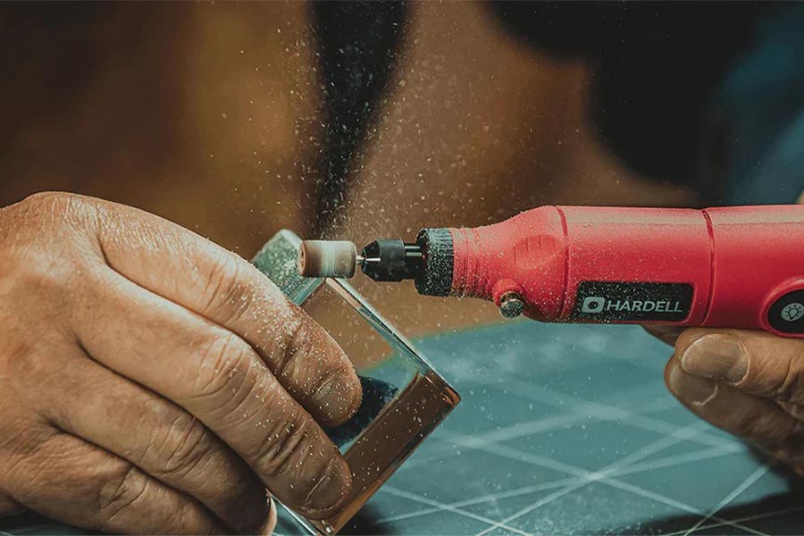 فرز مینیاتوری مخصوص ظریف‌کاری و حکاکی روی چوب و فلز