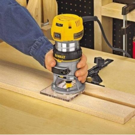 فرز نجاری مشتی دیوالت مدل D26200